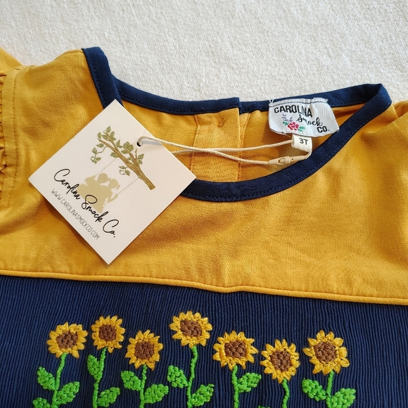 Girl's Carolina Smock Yellow Blue Flutter Sleeve Sunflower Embroidered Top 3T - Picture 3 of 6